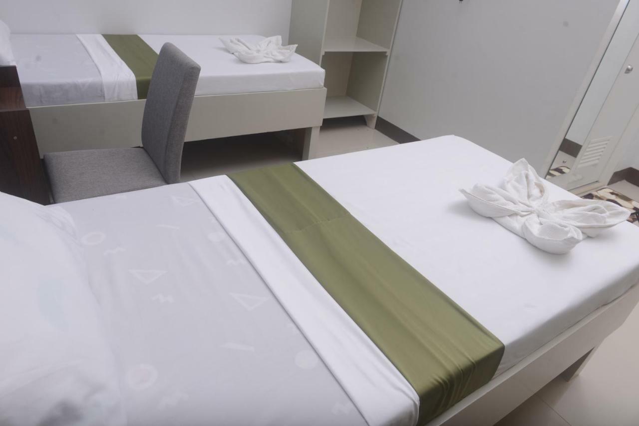 Mt Moriah Inn And Resto Озамис Екстериор снимка