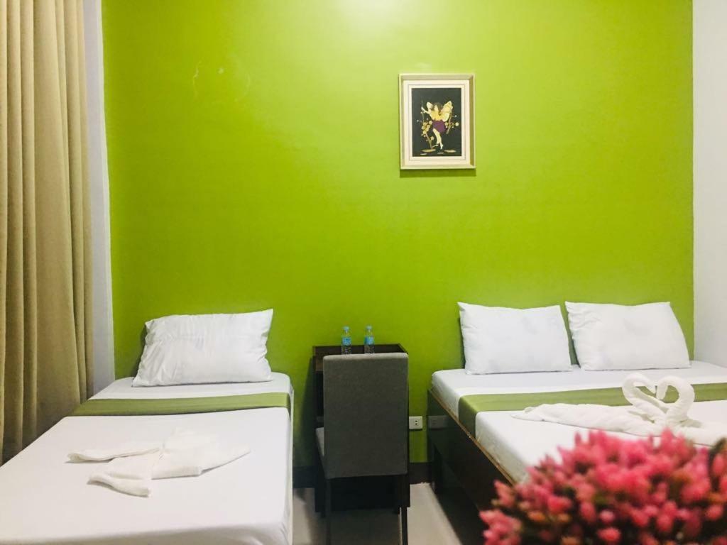 Mt Moriah Inn And Resto Озамис Екстериор снимка